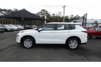 2023 Mitsubishi Outlander ZM MY23 ES 7 SEAT 2WD SUV