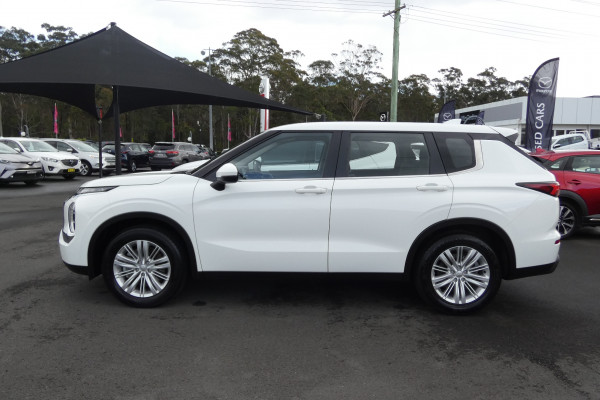 2023 Mitsubishi Outlander ZM MY23 ES 7 SEAT 2WD SUV
