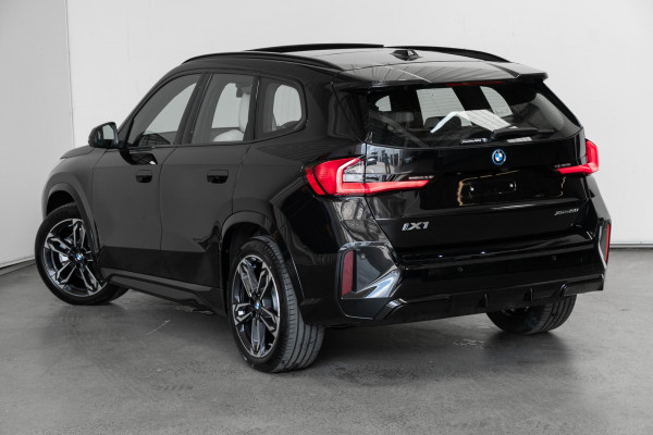 2026 BMW iX1 U11 xDrive30 M Sport SUV image 2