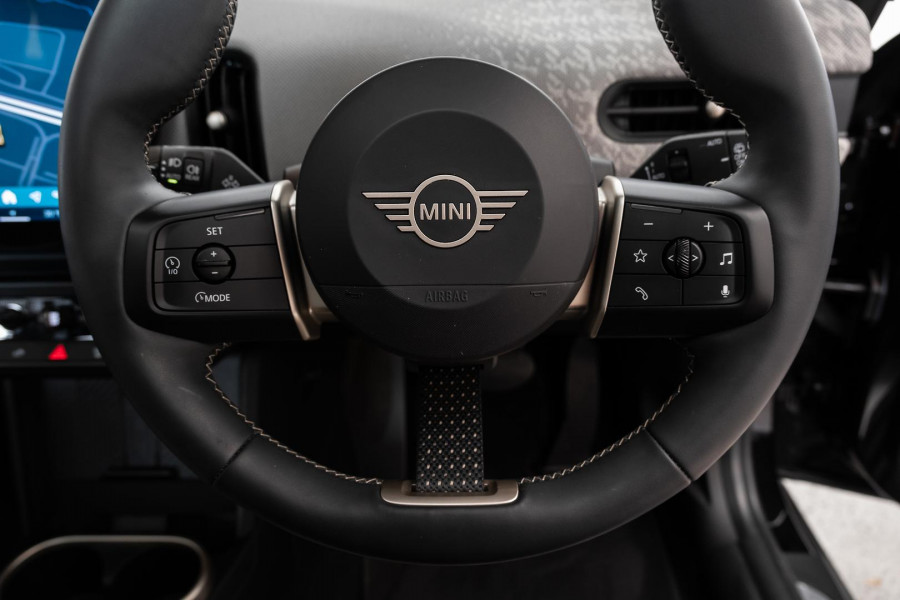 2024 MINI Cooper F66 S Favoured Hatch