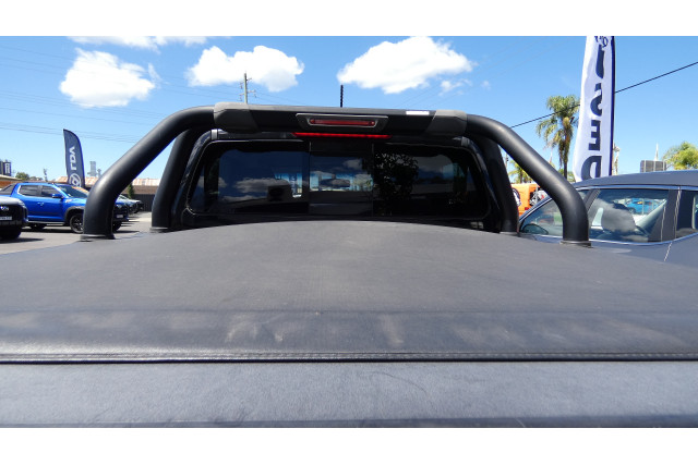 2018 Nissan Navara D23 SERIES III MY18 ST 4X4 BLACK EDITION Ute Image 10