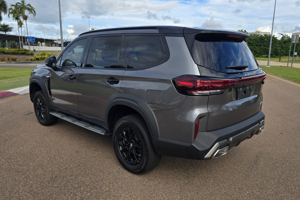 2026 MY25 LDV D90 SV9A Executive SUV Image 9