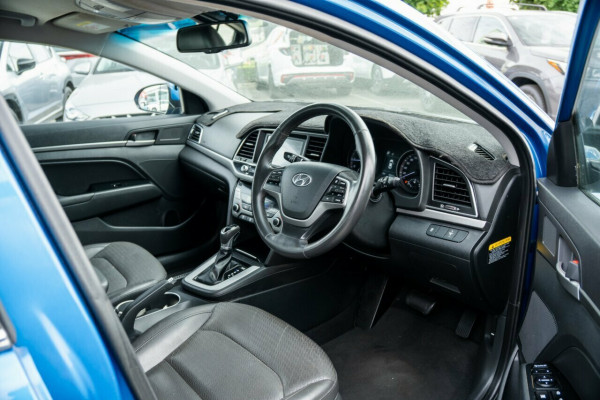 2018 Hyundai Elantra AD Trophy Sedan Image 14