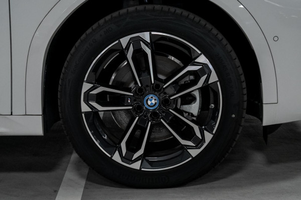 2024 BMW iX2 U10 xDrive30 M Sport SUV image 21