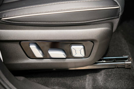 2024 GWM Tank 300 P01 Ultra Hybrid SUV