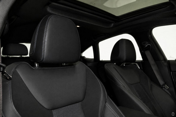 2023 BMW 4 Series G26 420i M Sport Hatch image 9