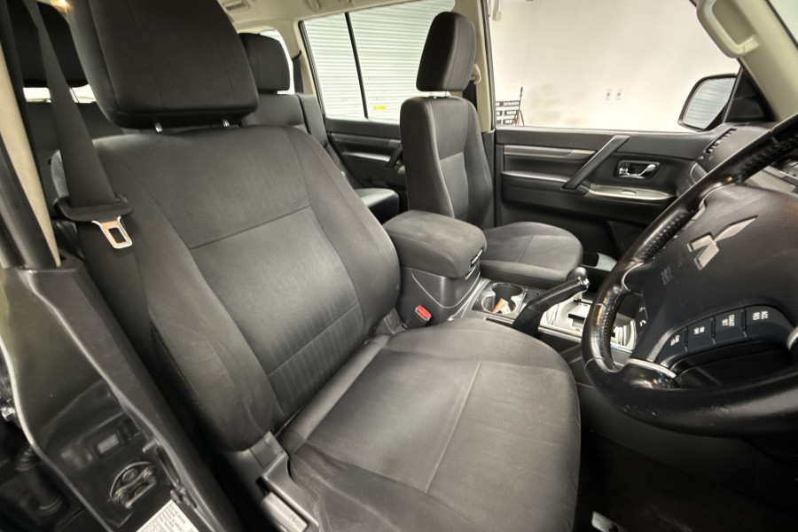 2019 Mitsubishi Pajero NX Exceed SUV Image 20