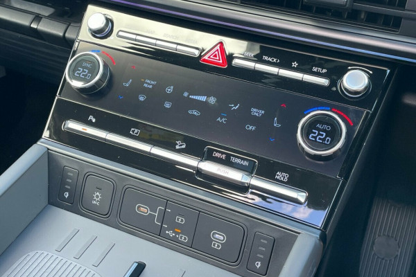 2026 Hyundai Santa Fe MX5.V2 Hybrid Calligraphy SUV Image 18