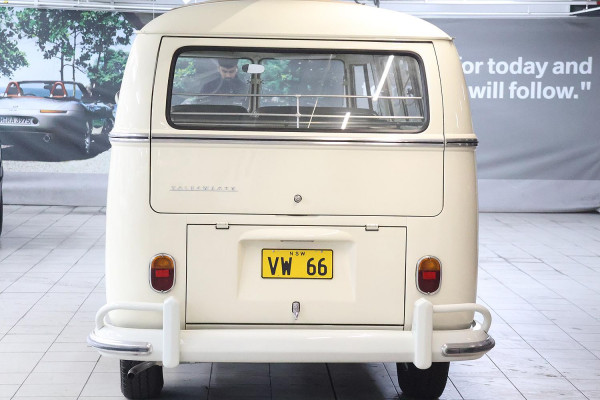1966 Volkswagen Transporter Type 1 Microbus Bus image 4