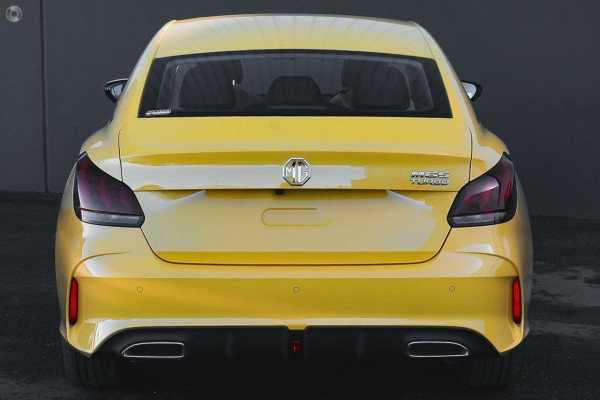 2025 MG MG5 AP32 Essence Sedan Image 3