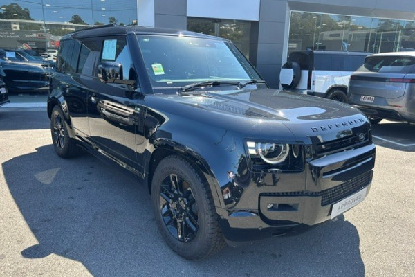 2025 MY26 Land Rover Defender L663 110 D350 X-Dynamic SE SUV Image 1