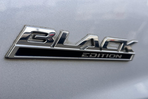 2016 Holden Commodore VF Series II SV6 Sedan Image 7