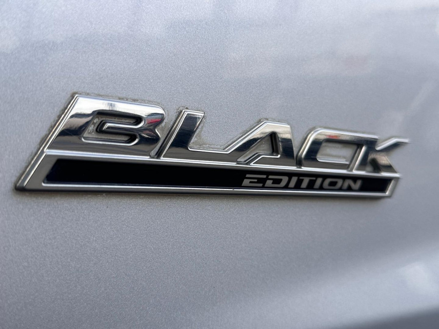 2016 Holden Commodore VF Series II SV6 Sedan Image 7
