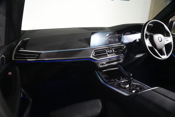 2020 BMW X7 Xdrive30d SUV Image 13
