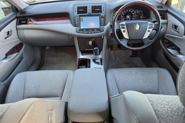 2012 Toyota Crown GRS202 Royal Saloon G Sedan Image 23
