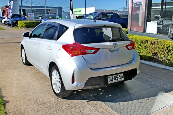 2013 Toyota Corolla ZRE182R Ascent Sport Hatch Image 6