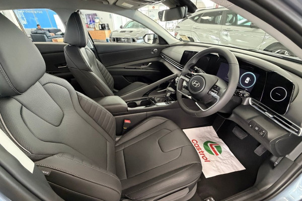 2026 Hyundai i30 CN7.V4 Elite Hybrid Sedan Image 10