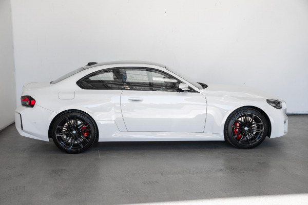 2026 BMW M2 G87 LCI  Coupe image 3