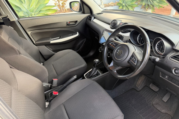 2022 Suzuki Swift AZ Series II GL Hatch Image 8