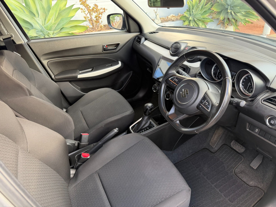 2022 Suzuki Swift AZ Series II GL Hatch Image 8