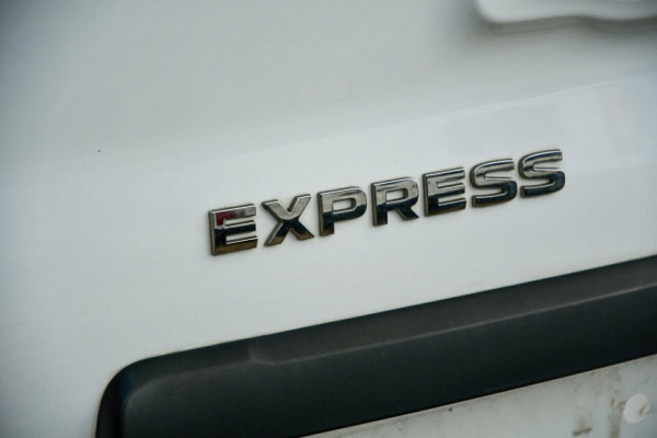 2020 MY21 Mitsubishi Express SN MY21 GLX LWB DCT Van Image 5