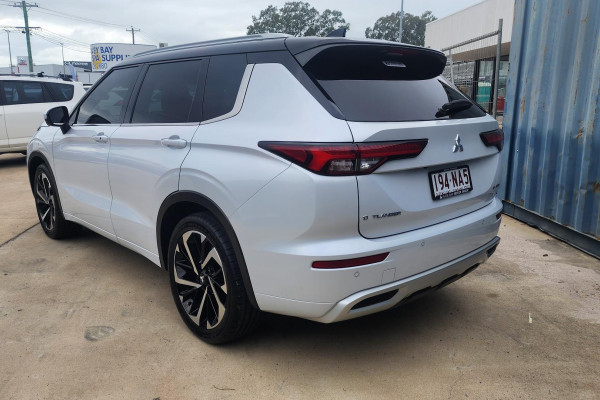 2023 Mitsubishi Outlander ZM Exceed Tourer SUV Image 5