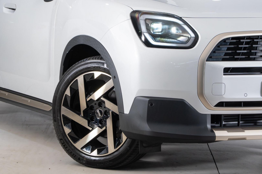 2025 MINI Countryman U25 C Favoured SUV