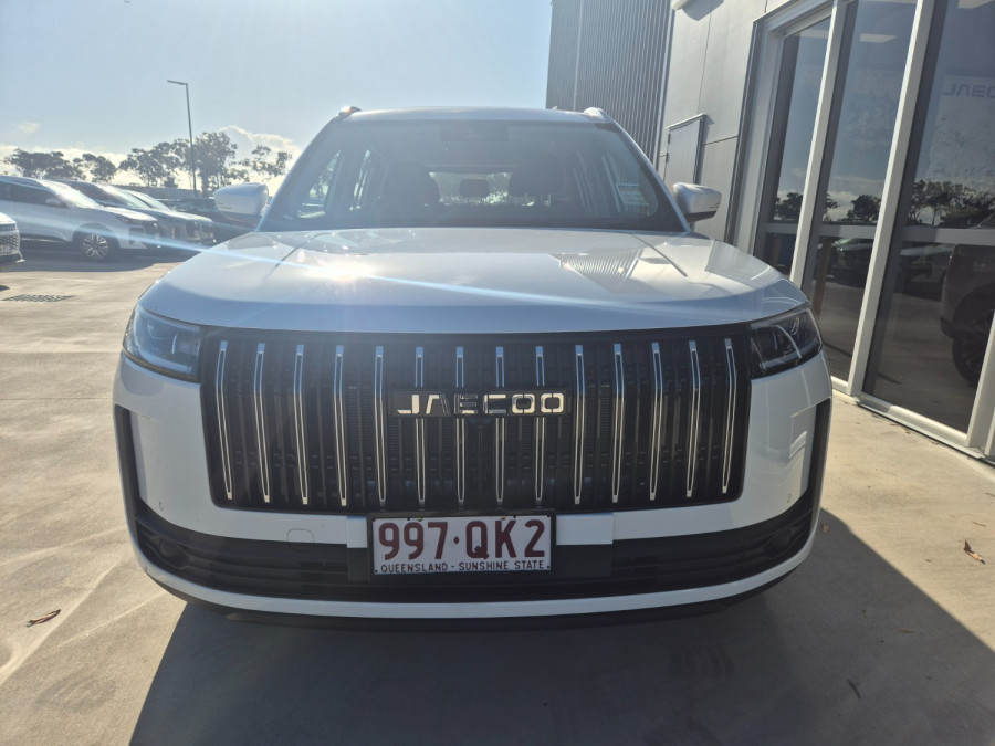 2026 Jaecoo J5  Summit SUV Image 3