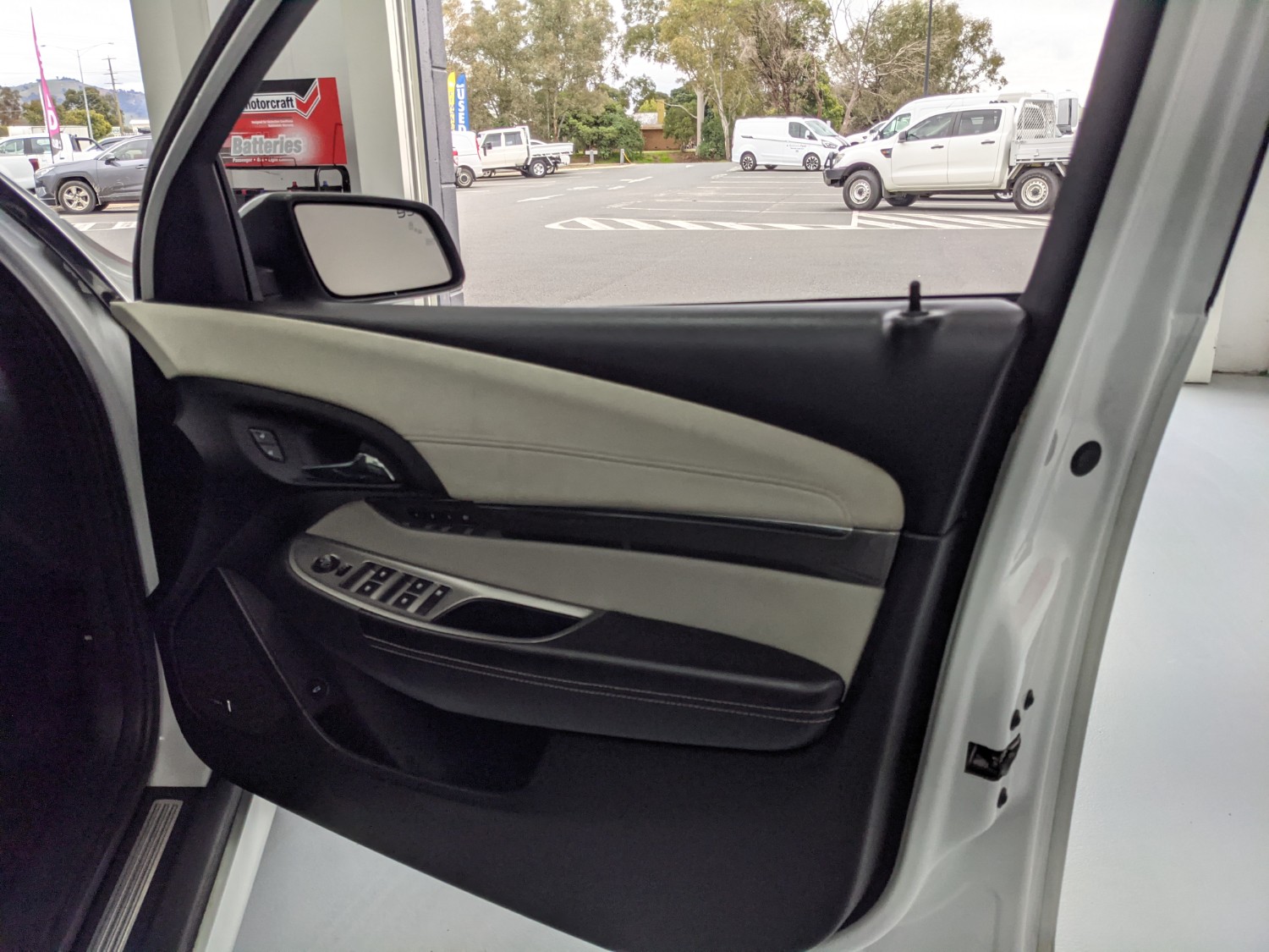 2015 Holden Caprice WN MY15 V Sedan Image 9
