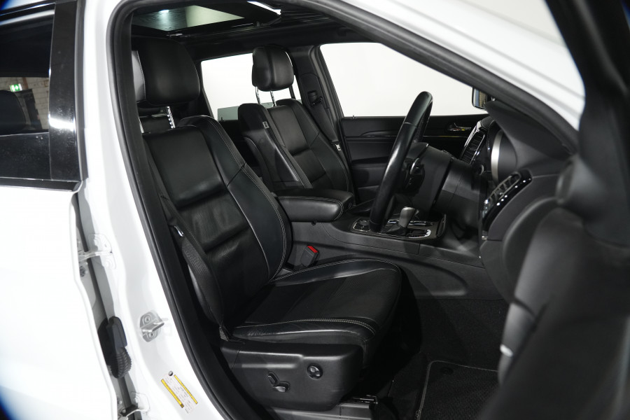 2021 Jeep Grand Cherokee Cherokee 80th Anniversary Special Edtn SUV Image 27