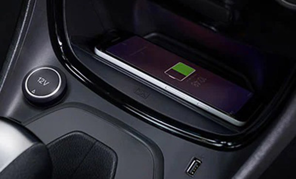Wireless car charging Image