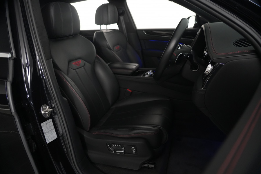 2024 Bentley Bentayga V8 SUV Image 20