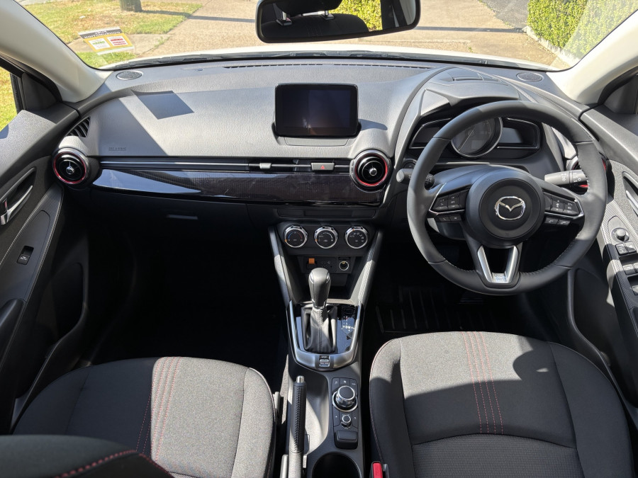 2026 MY25 Mazda 2 DJ Series G15 Evolve Hatch Image 13