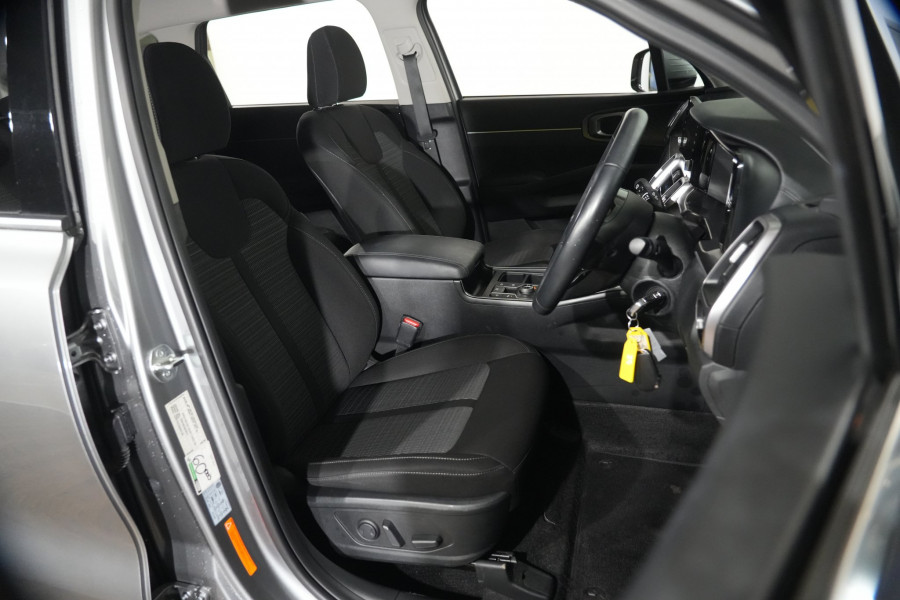2022 Kia Sorento Sport SUV Image 21