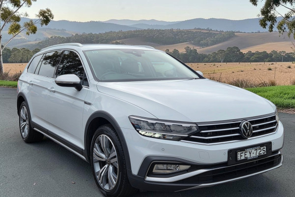 2023 Volkswagen Passat B8 Alltrack 162TSI Wagon Image 1