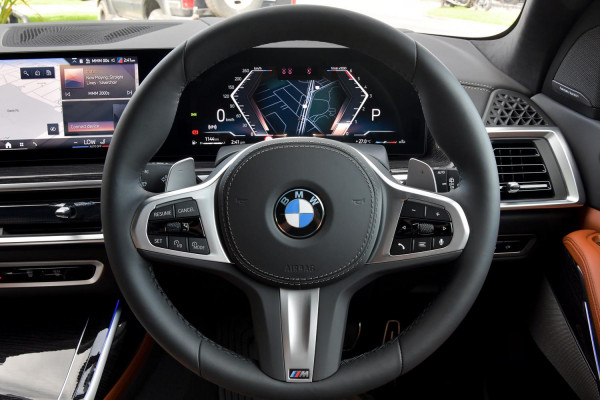 2025 BMW X7 G07 LCI xDrive40d M Sport SUV image 9