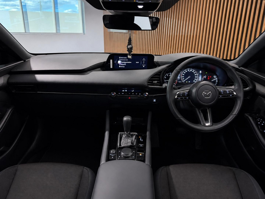 2026 Mazda 3 BP Series G20 Evolve Hatch Image 14