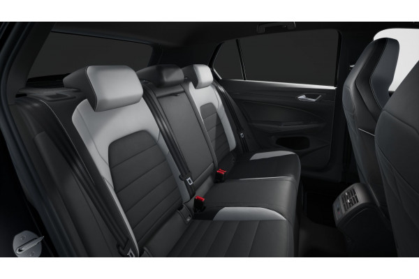 2026 Volkswagen Golf 8.5 110TSI R-Line Hatch Image 12