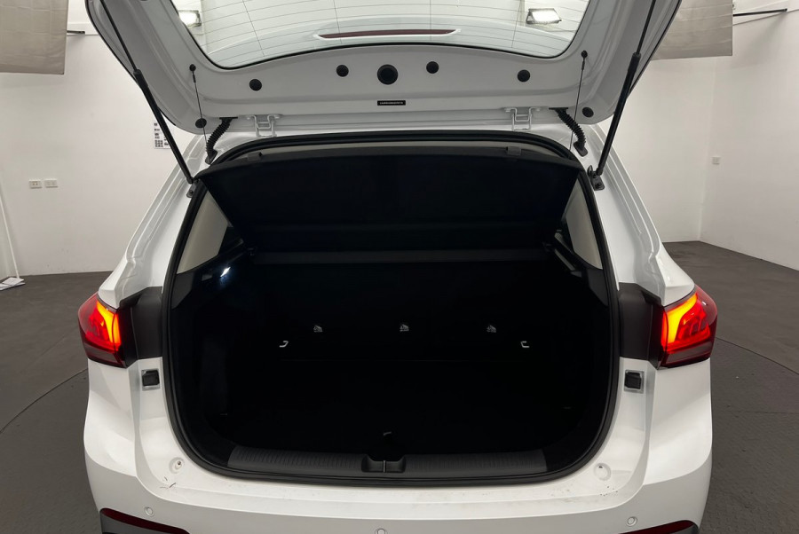 2024 MY24.5 MG ZS ZS32 Essence Hybrid+ SUV Image 21