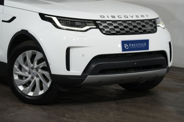 2023 Land Rover Discovery Series 5 D300 S SUV Image 2