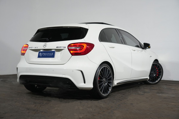 2015 Mercedes-Benz A-Class A45 AMG Hatch image 7