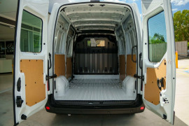 2025 Renault Master X62 Phase 2 Pro 110kW MWB Van