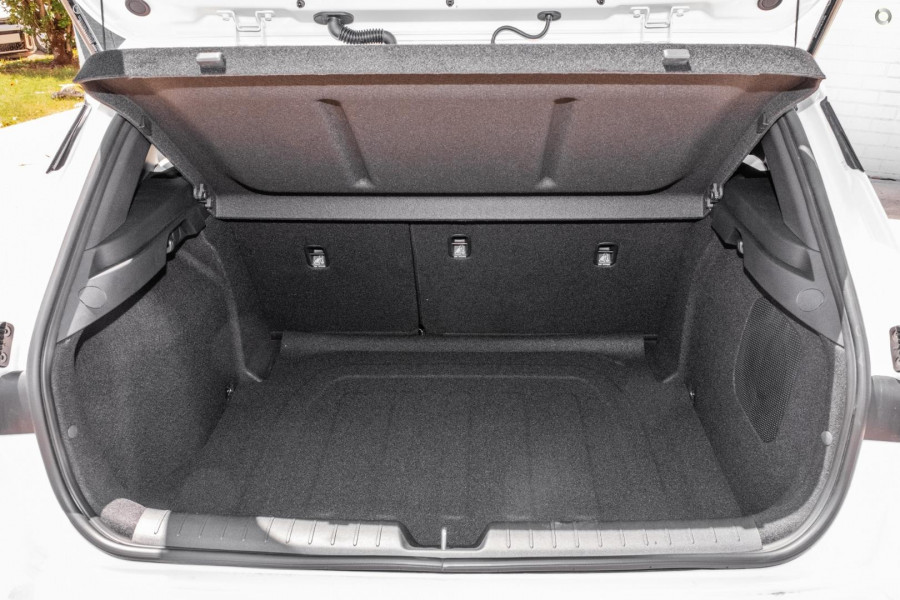 2026 Kia K4 CL4m GT-Line Hatch Image 10