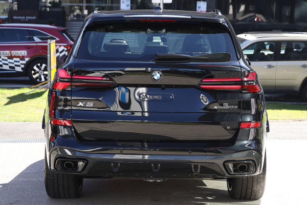 2025 BMW X5 G05 LCI xDrive30d M Sport SUV image 4