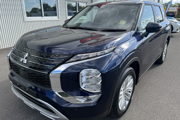 2024 Mitsubishi Outlander ZM LS SUV