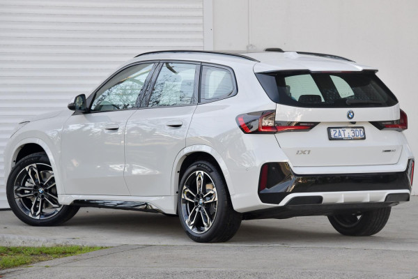 2026 BMW iX1 U11 xDrive30 M Sport SUV image 2