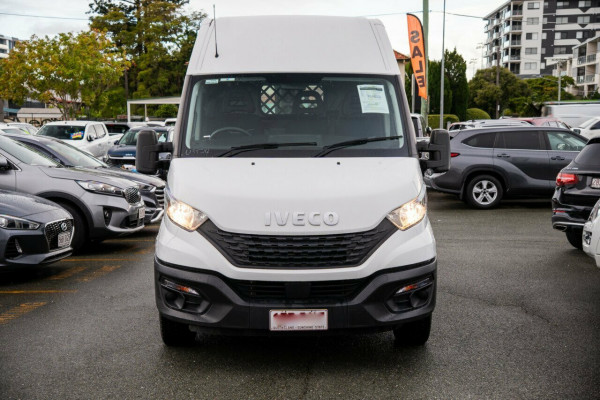2022 Iveco Daily Van Image 5