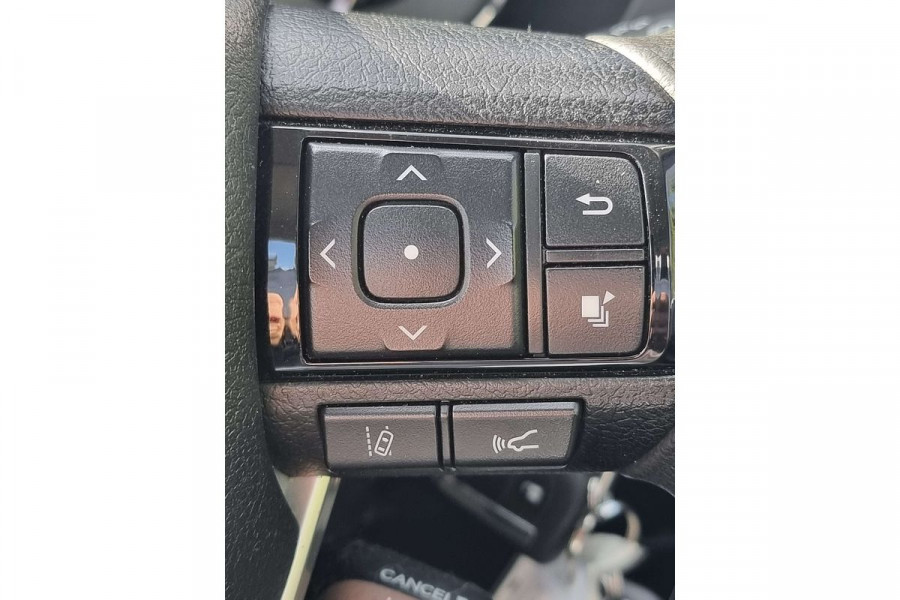 2021 Toyota HiLux TGN121R Workmate Cab Chassis Image 12
