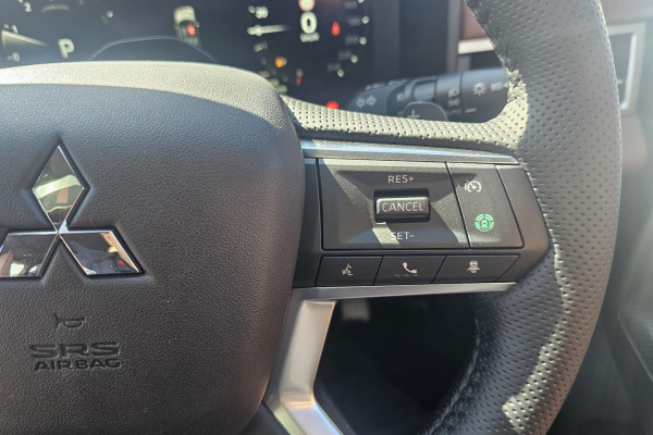 2025 Mitsubishi Outlander ZM Exceed Tourer SUV Image 27