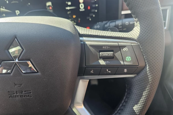 2025 Mitsubishi Outlander ZM Exceed Tourer SUV Image 27